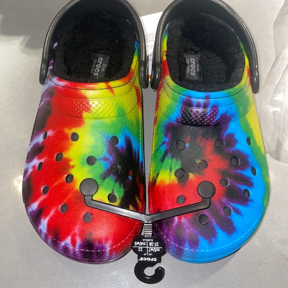 Crocs multi color black